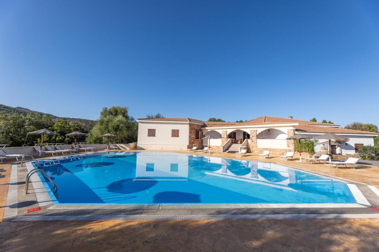 Villa Antonina Porto Rotondo Buitenkant foto