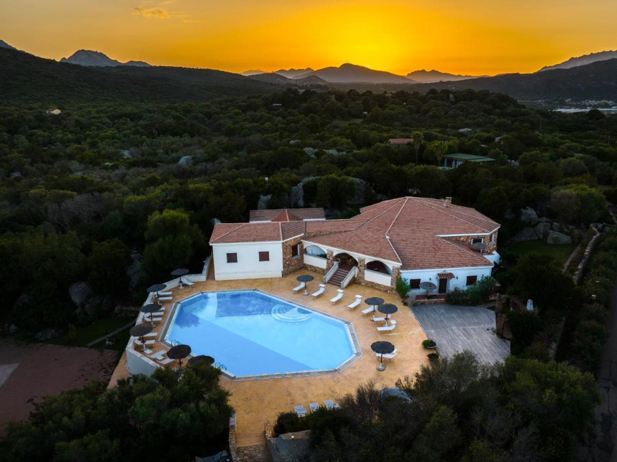 Villa Antonina Porto Rotondo Buitenkant foto